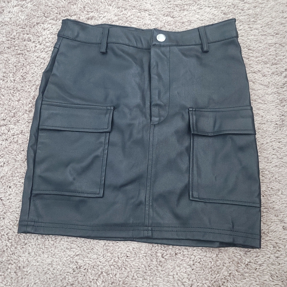 Black Skirt